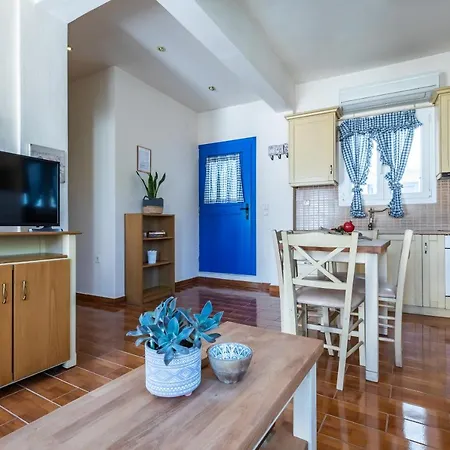 Philema House Апартаменты *